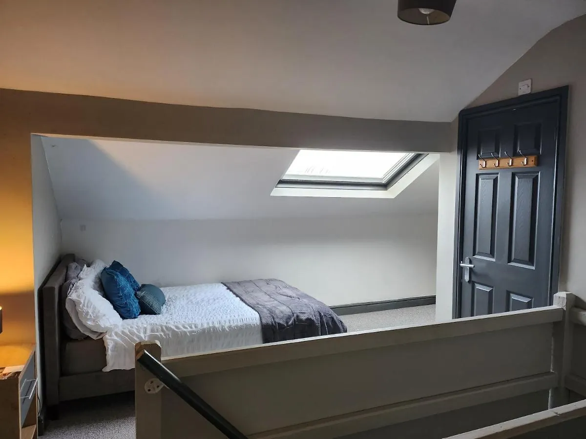 Wonderful, Woodville, Comfortable, Budget, Friendly Accommodation Leeds  Regno Unito